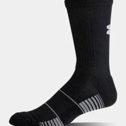 Under Armour Team Crew Socks: 1270242 Socks/Belts